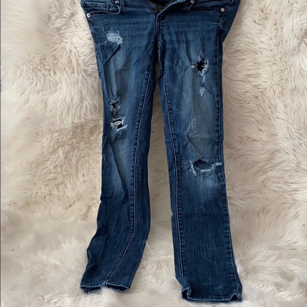 AMERICAN EAGLE